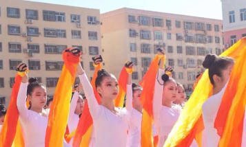 哈密市第八小学