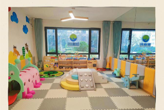 珍珠泉中心幼儿园户外活动场地