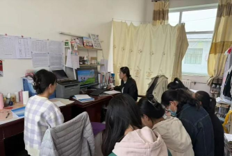 席麻湾中心小学