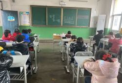 八渡小学