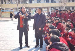 民权县城关镇第一初级中学