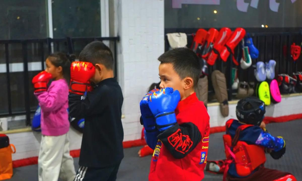 大连市普兰店区威震搏击培训学校有限公司