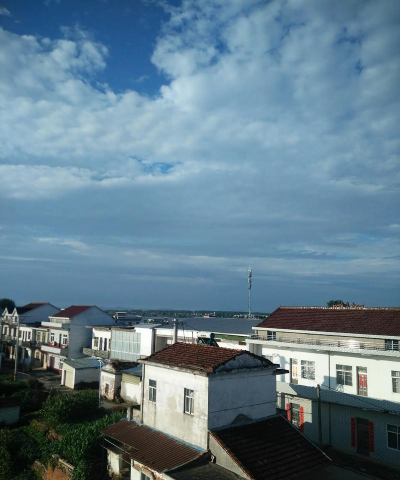 望江县杨湾镇丰大中学