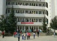 凯里市冠英初级中学