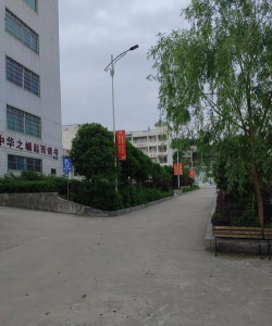 望城县坪塘镇白泉中学