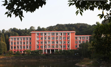 垫江县私立增辉中学