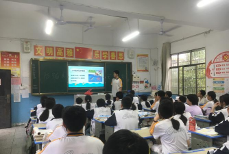 龙门县龙城街道水西教学点