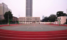 洛阳市财会中等专业学校户外活动场地