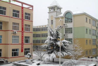 昆山市城北高科园中心小学