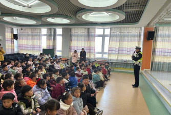 镇江市大路中心小学