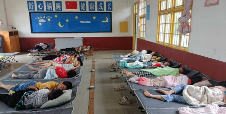 醴陵市栗山坝镇梅霞中学