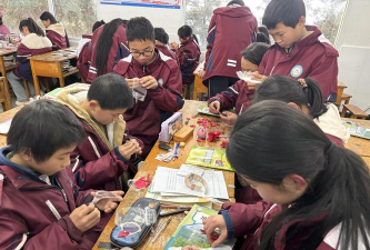 长坪乡初级民族中学