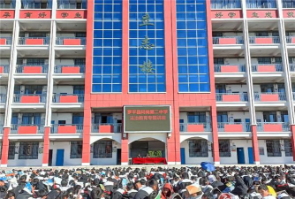 孝昌县周巷镇杨岗初级中学