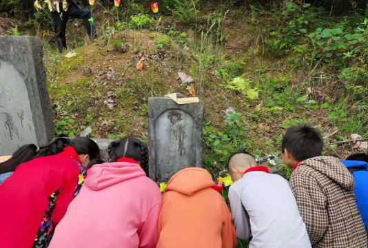 零陵区石岩头镇西头学校