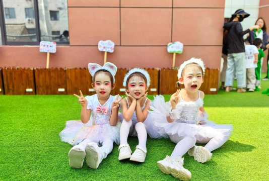 桐庐县桐庐镇小天鹅艺术幼儿园