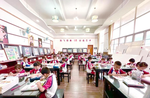 佛山市顺德区陈村碧桂花城学校