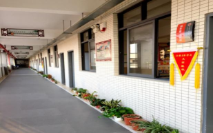 揭阳市榕城区仙桥实验学校户外活动场地