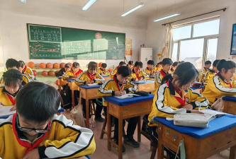 杨家庄小学户外活动场地