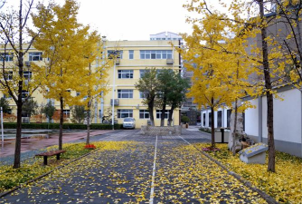 首都师范大学第二附属中学（曙光校区）