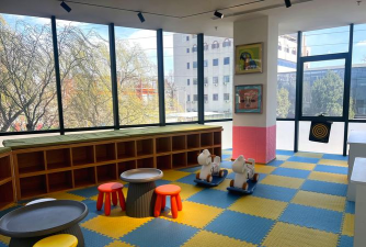 上海市杨浦区时代幼儿园户外活动场地