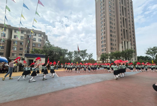 天津市武清区杨村第六小学附属幼儿园户外活动场地
