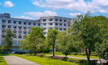 常德纺织机械厂技工学校