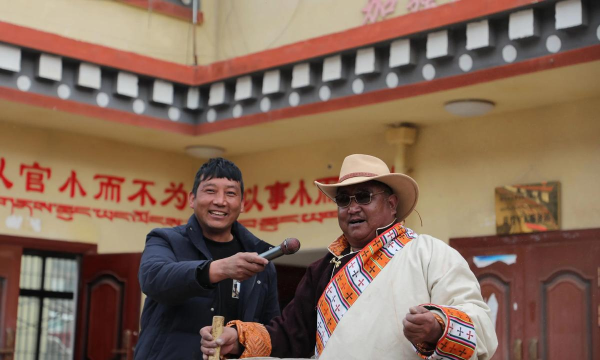 类乌齐县桑多镇中心小学