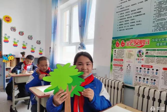 别斯铁热克乡牧业寄宿学校