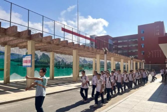 罗甸县大亭乡中学校