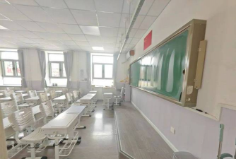 北京东城区革新里小学