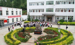 清水县丰望乡中学户外活动场地