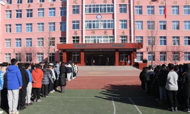 高碑店市军城初级中学