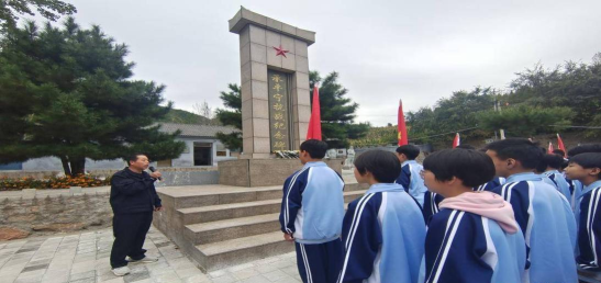 承德县三沟镇初中