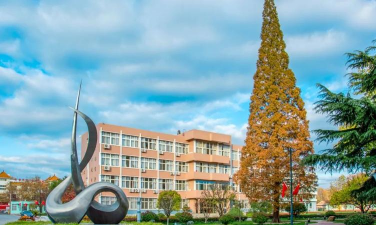 青岛山东省平度师范学校