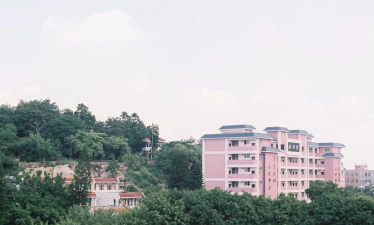 上海宝山中学户外活动场地