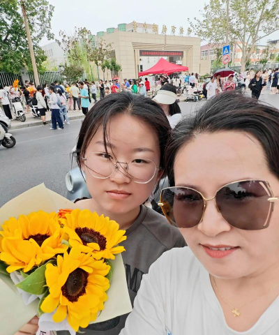 河北省黄骅市常郭镇毕孟中学