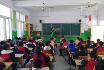 沁县段柳乡樊村中学