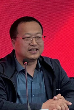 瓦房店市第四十二中学户外活动场地