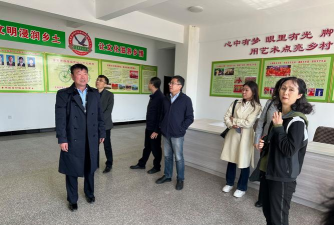 瓦房店市第十八中学户外活动场地