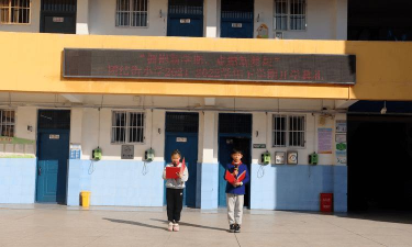 焦作市解放区团结街小学户外活动场地