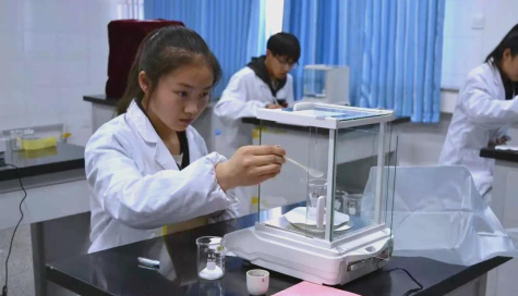 宁夏工业学校户外活动场地