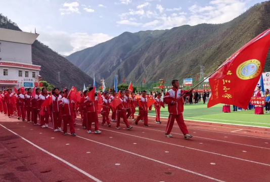 德钦县启萌教育精品培训有限责任公司