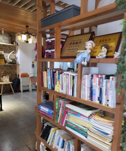 石嘴山市大武口区田园音乐艺术培训有限公司阅读区