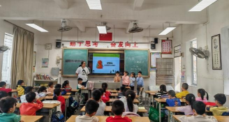 广利镇砚洲小学阅读区