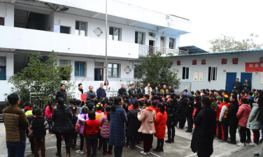 长寿县八颗镇中心幼儿园