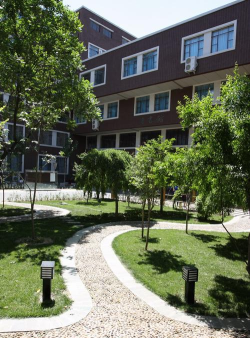 天津市汇文中学阅读区