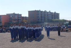 葫芦岛市连山区钢屯镇初级中学