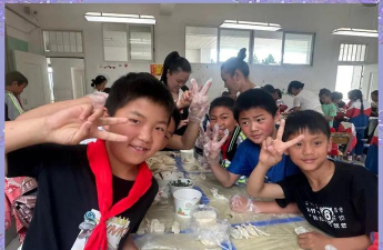 东川区汤丹镇中心小学