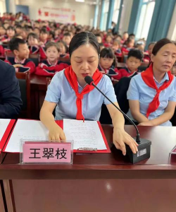 郸城县城关镇西环小学阅读区