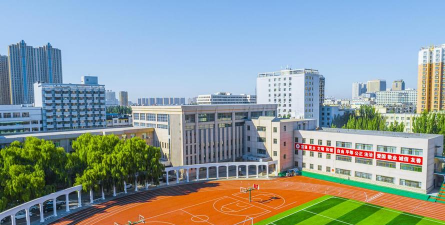 包头市九原区奥林中学